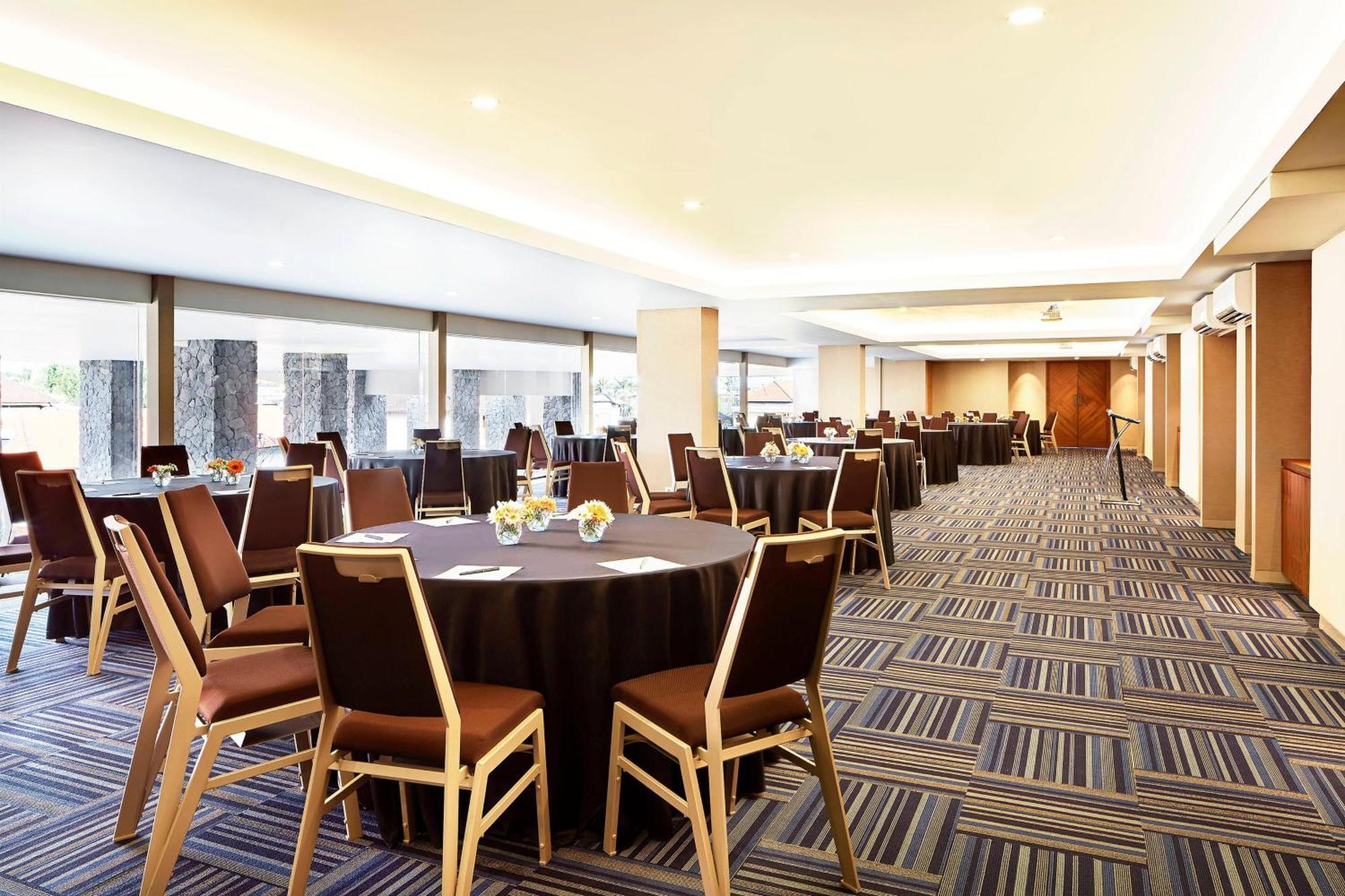 Four Points By Sheraton Bali, Kuta Кута Екстериор снимка